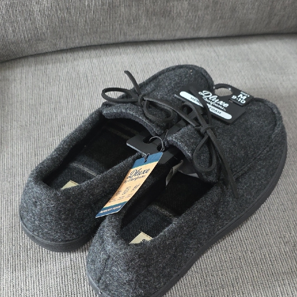Men's Dluxe By Dearfoams Charcoal Gray Slippers, NWT, Size 9-10. - Picture 11 of 12